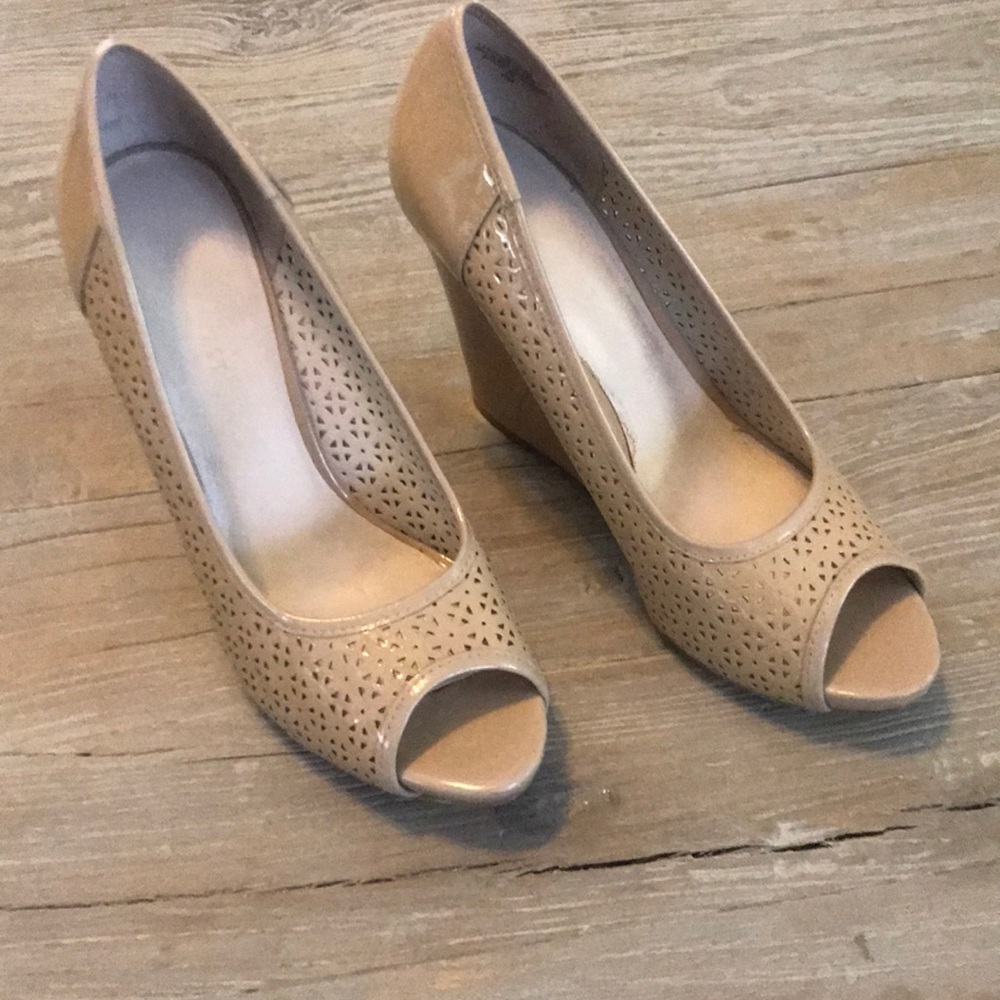 Nude 4” Nine West Shoes